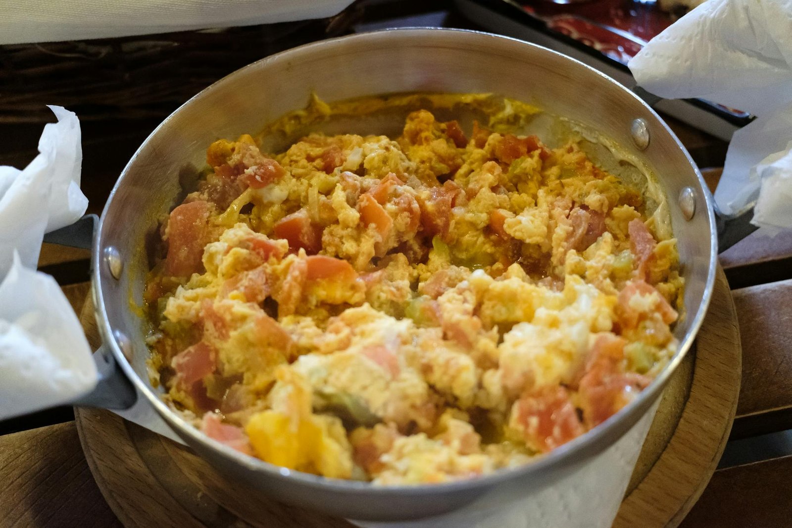 delicious homemade scrambled eggs with tomatoes