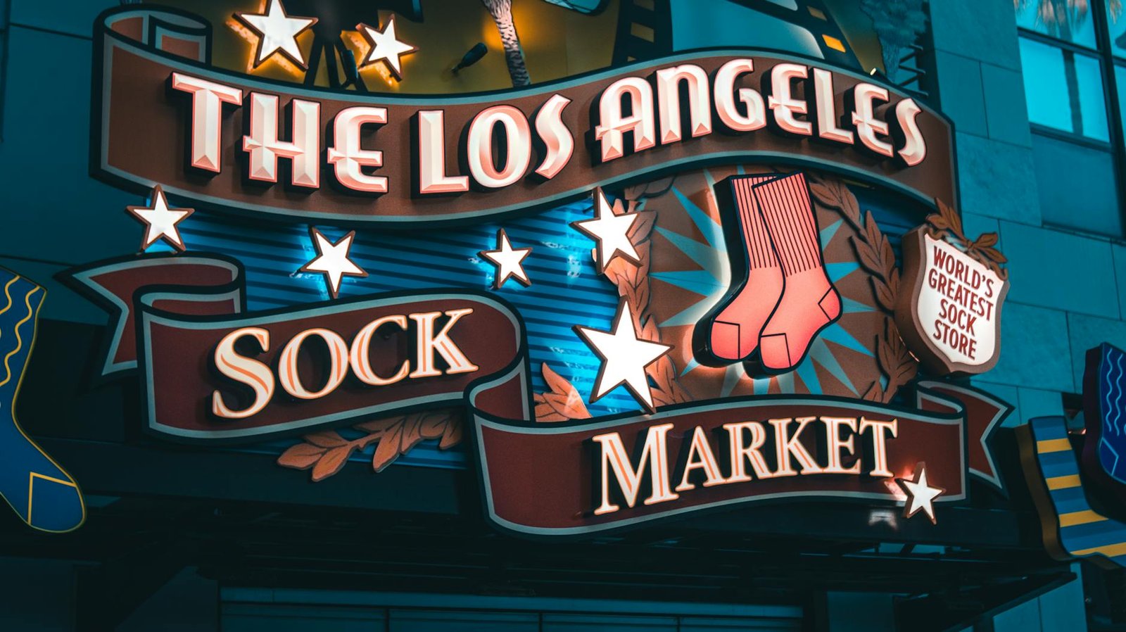 Best Shopping Centers in Los Angeles